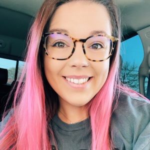 Meet your Posher, Madeline